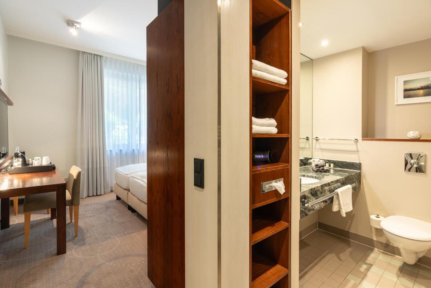 Hotel Kaliebe ทรัสเซนไฮเดอ ภายนอก รูปภาพ