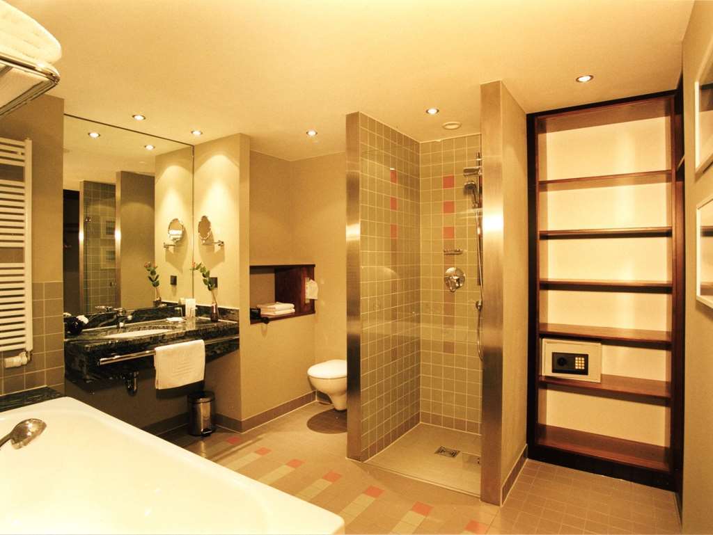 Hotel Kaliebe ทรัสเซนไฮเดอ ห้อง รูปภาพ
