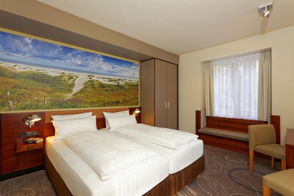 Hotel Kaliebe ทรัสเซนไฮเดอ ภายนอก รูปภาพ